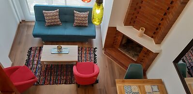 100 Wonderful House