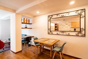 100 Wonderful House