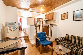 100 Wonderful House
