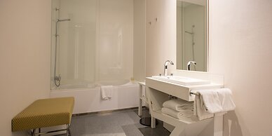 Lisboa Carmo Hotel
