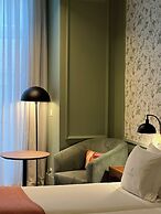 Lisboa Carmo Hotel