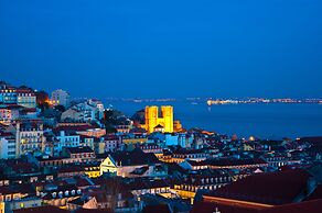 Lisboa Carmo Hotel