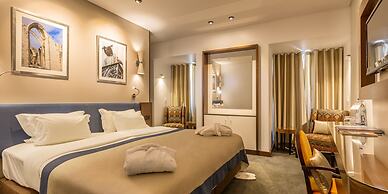Lisboa Carmo Hotel