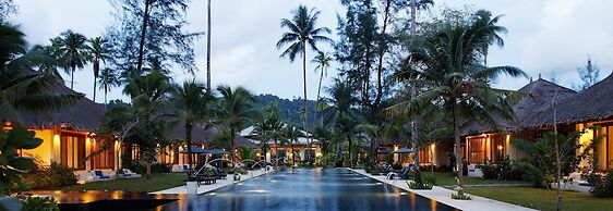 Bangsak Village - Adults Only