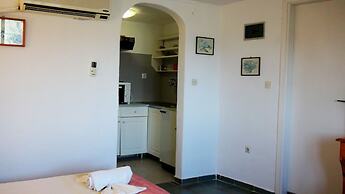 Camelia Studios