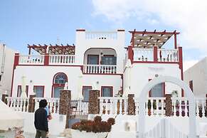 Maryloujohn Villas