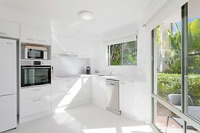 Noosa River Retreat