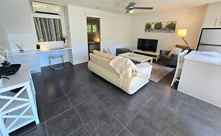 Noosa River Retreat