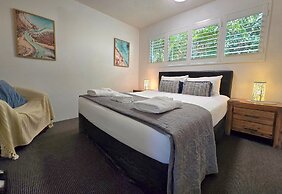 Noosa River Retreat