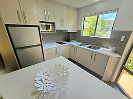 Noosa River Retreat