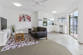 Noosa River Retreat