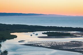 Noosa River Retreat