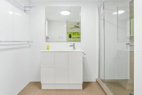 Noosa River Retreat