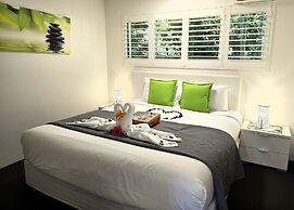 Noosa River Retreat