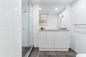 Noosa River Retreat