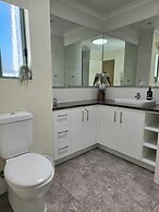 Noosa River Retreat