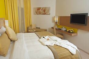 Al Khoory Executive Hotel