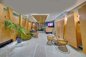 Al Khoory Executive Hotel