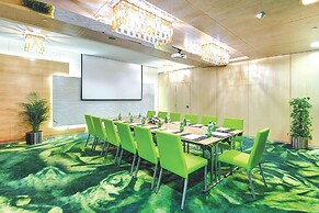 Al Khoory Executive Hotel