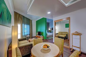 Al Khoory Executive Hotel