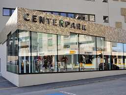 Centerpark Apartments
