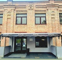 Bontiak Hotel