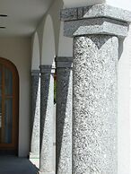 Arcade Apartments
