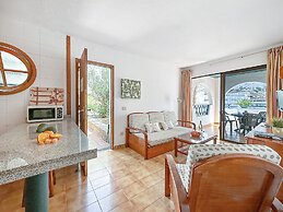 Laguna Apartments