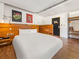 El Puerto Hotel