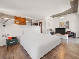 El Puerto Hotel