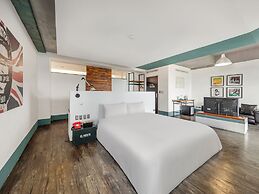 El Puerto Hotel