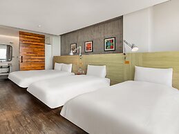 El Puerto Hotel