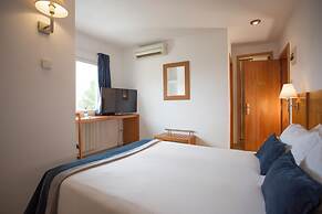 Hostal Savoy