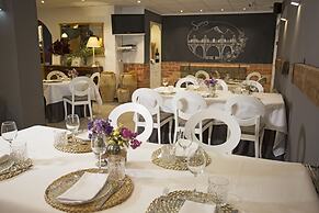 Hostal Savoy