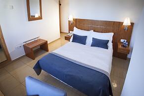 Hostal Savoy