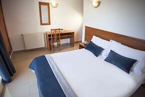 Hostal Savoy