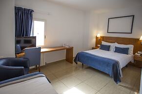 Hostal Savoy