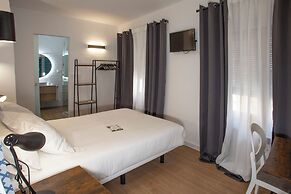 Hostal Savoy