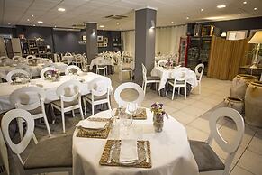 Hostal Savoy