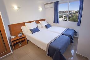 Hostal Savoy