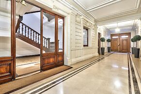Hôtel 33 Marbeuf