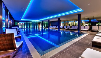 Small Luxury Hotel Wellnesshotel Golfpanorama