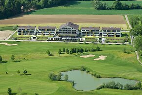 Small Luxury Hotel Wellnesshotel Golfpanorama