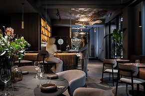 Regency Hotel