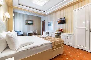 Regency Hotel