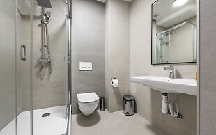 Regency Hotel