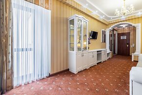 Regency Hotel