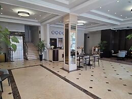 Regency Hotel