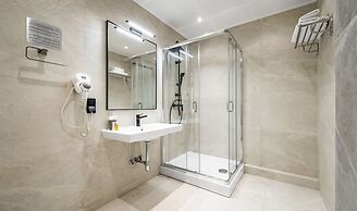 Regency Hotel
