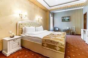 Regency Hotel